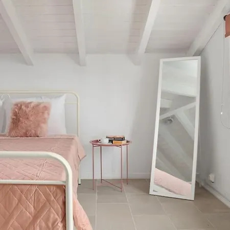 Summer Moments Pool Apartment *