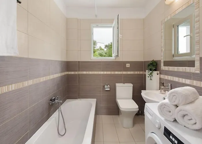 Summer Moments Pool Apartment Evropouloi